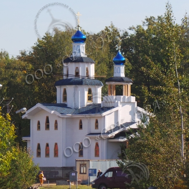 Изготовление и монтаж куполов с крестами для храма Сретения Господня
